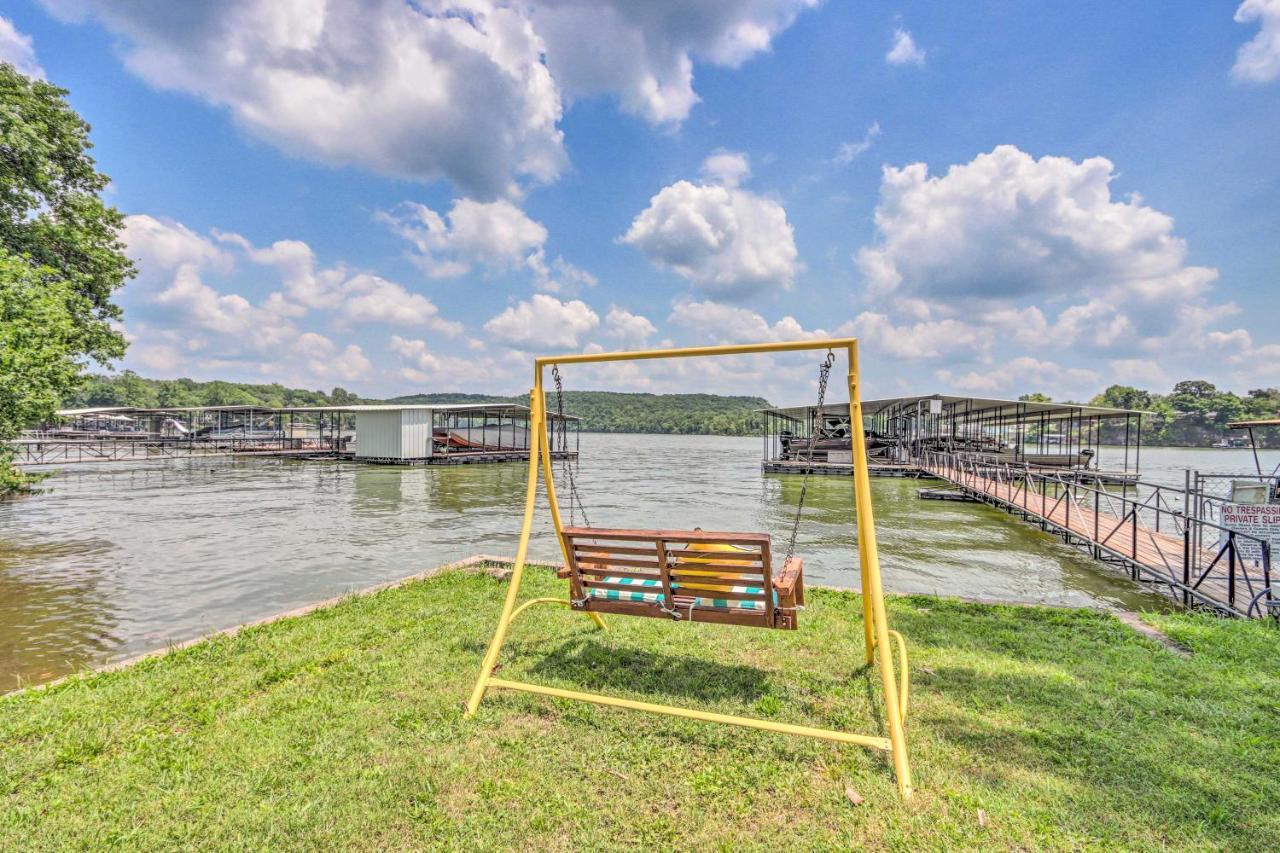 Cheerful Camdenton Cottage Steps To Lake! Экстерьер фото